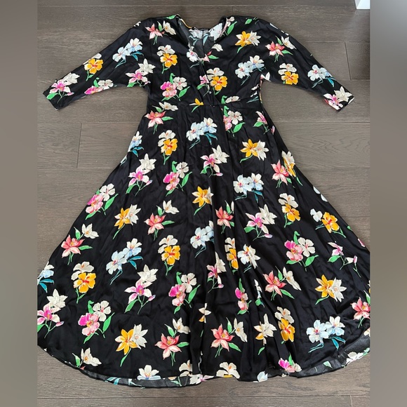 Women’s Zara Floral Print Dress SZ large - Picture 1 of 12
